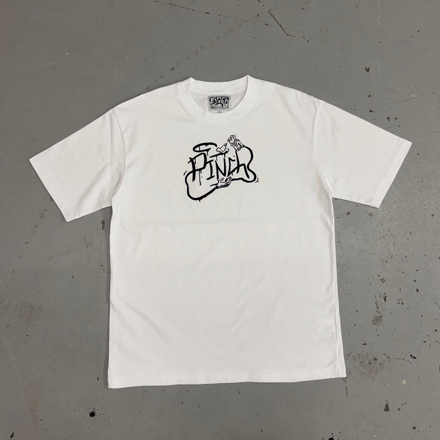 GRAFiTTi HANDS TEE